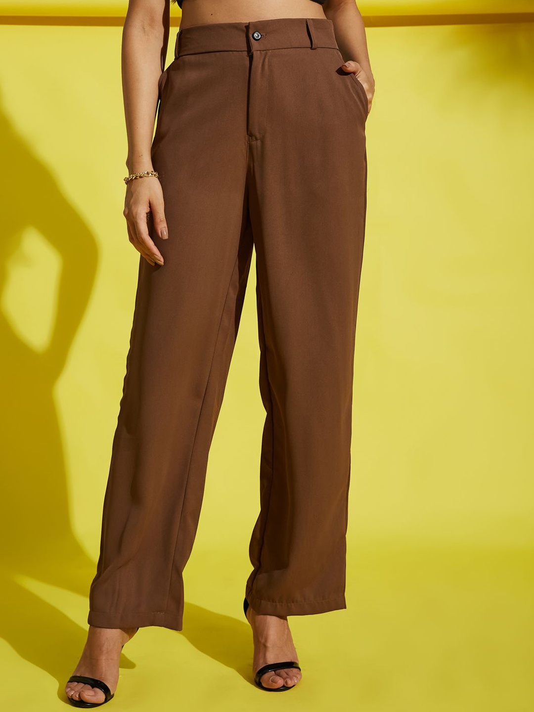 

AAHWAN Women Loose Fit High-Rise Pleated Regular Trousers, Brown