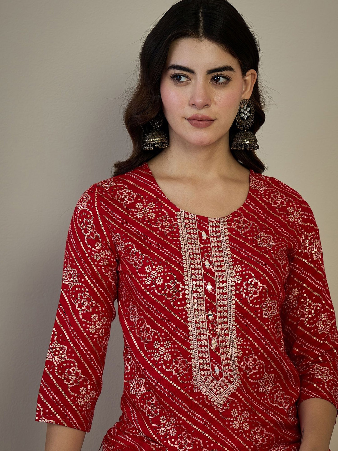 

Anouk Red & Gold-Toned Bandhani Printed Round Neck Straight Kurta