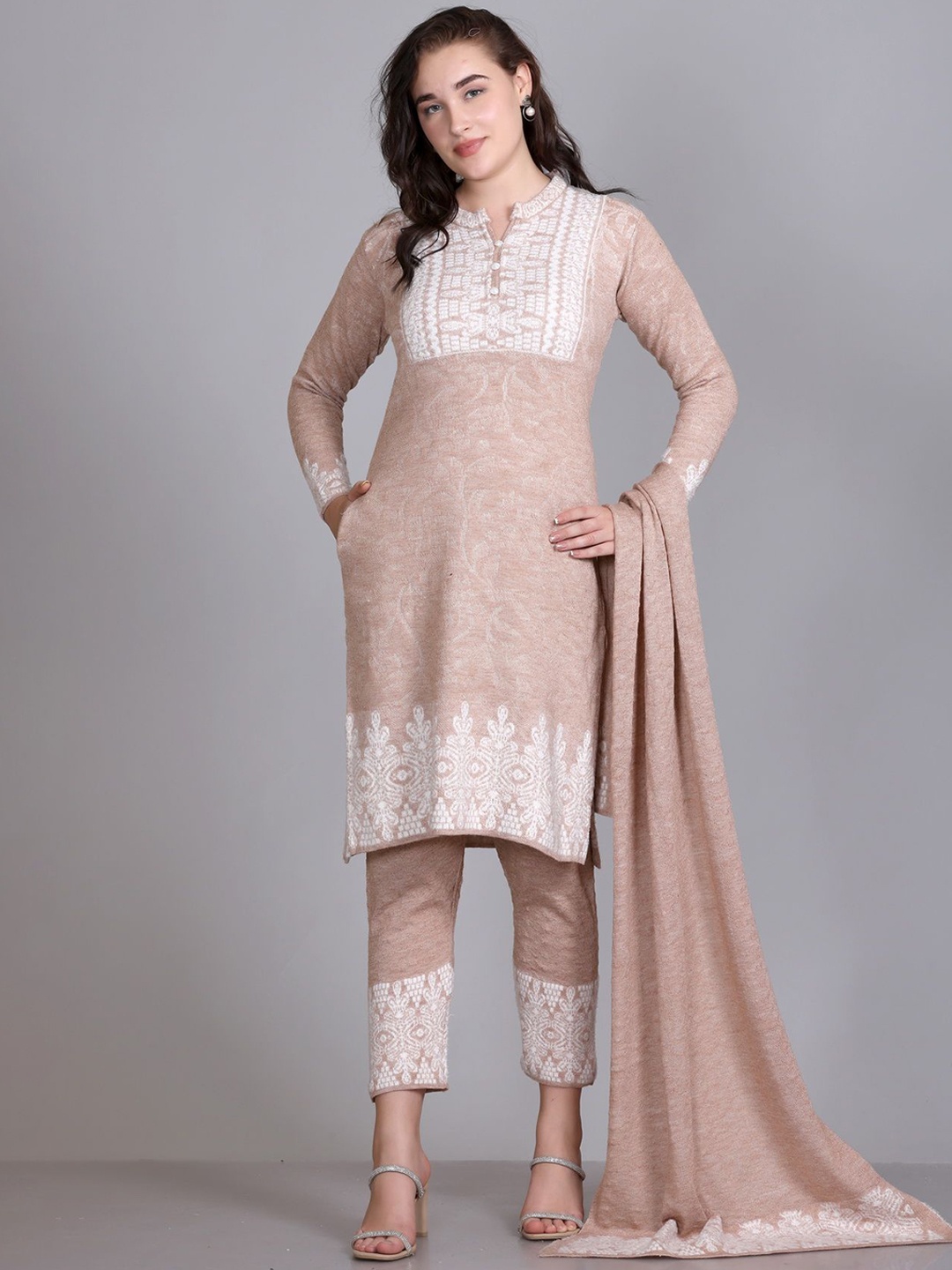 

MONTREX Floral Self Design Woolen Straight Kurta With Trousers & Dupatta, Beige