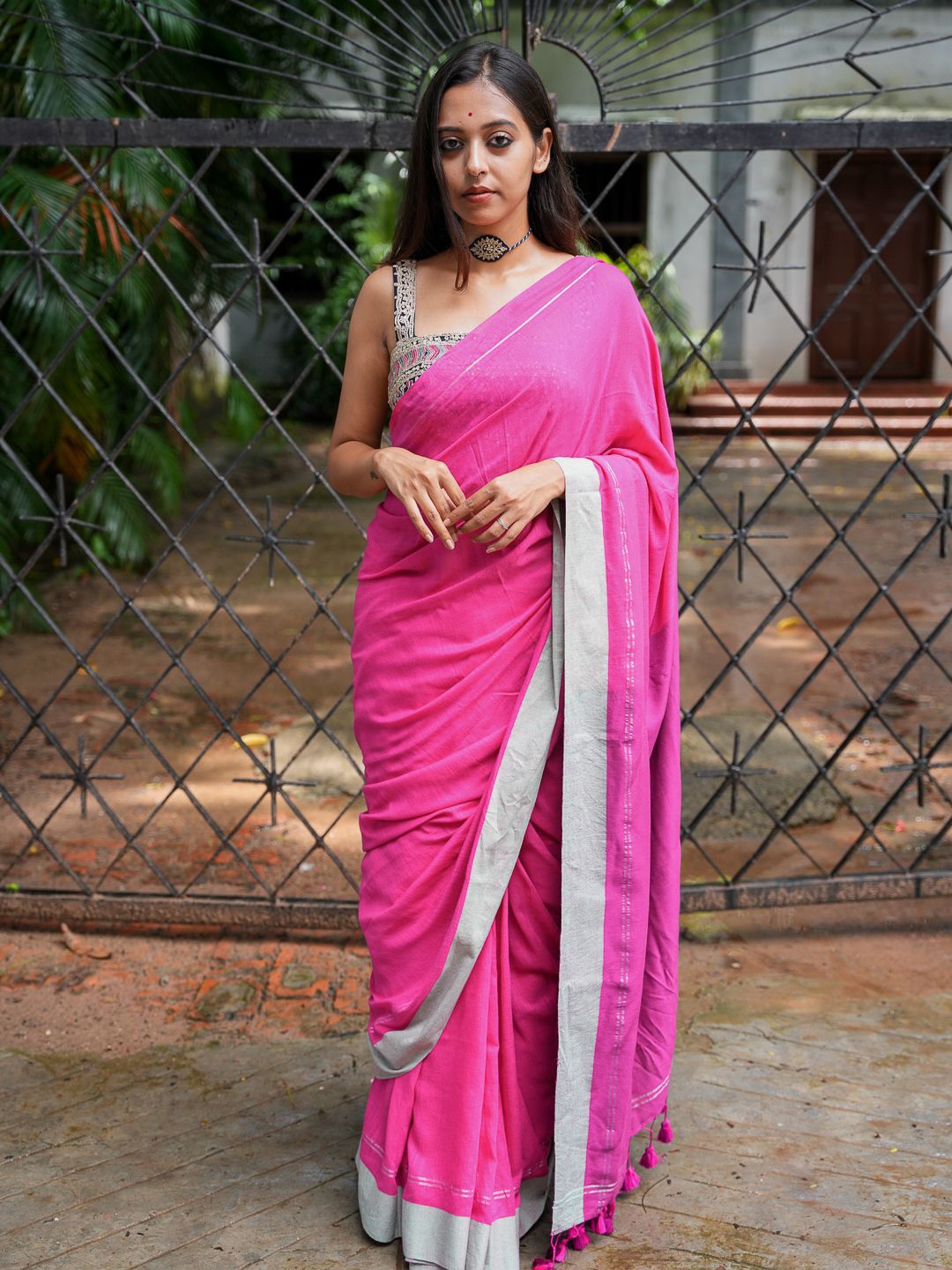 

Suta Woven Design Pure Cotton Saree, Pink