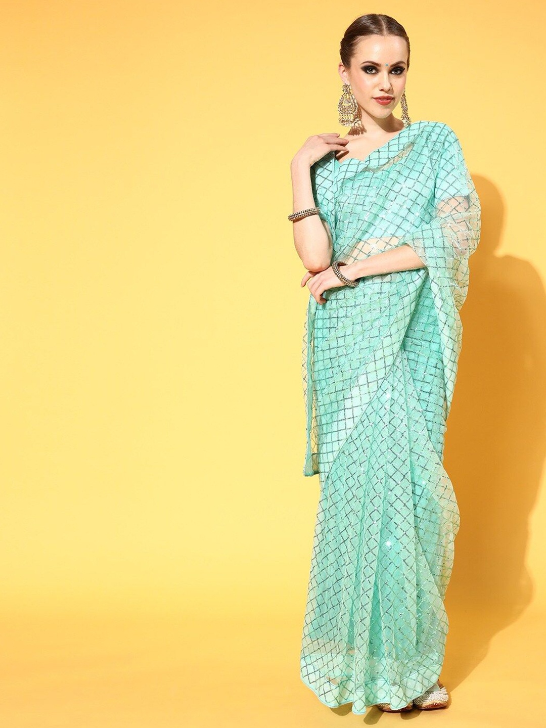 

KAVINDI Sequinned Embroidery Net Saree, Sea green