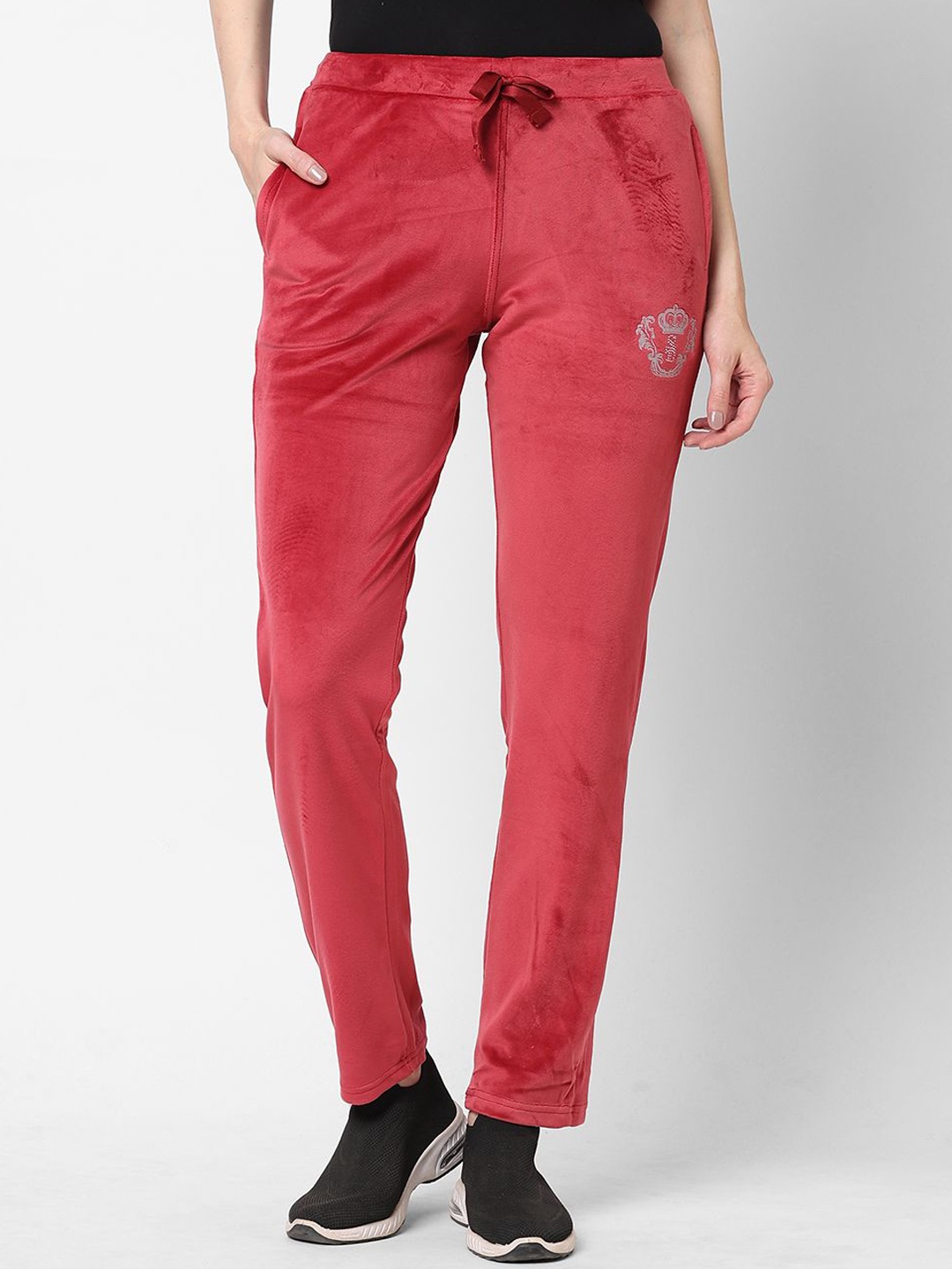 

Sweet Dreams Women Regular Fit Mid-Rise Track Pants, Maroon