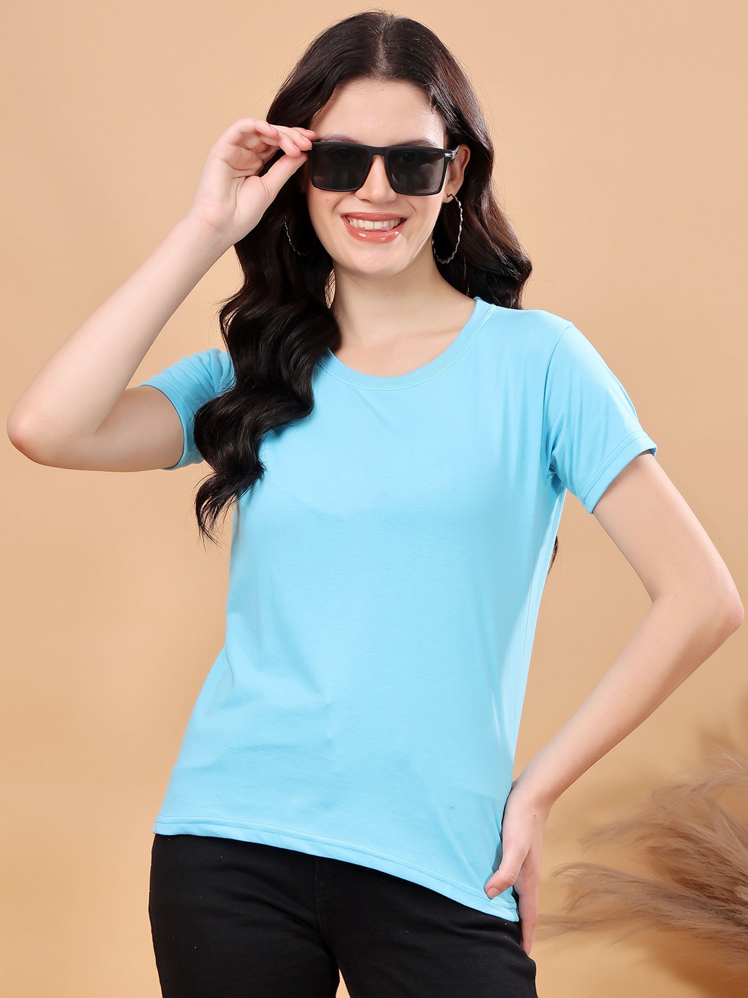 

KEX Women Solid Round Neck Cotton Relaxed Fit T-shirt, Turquoise blue