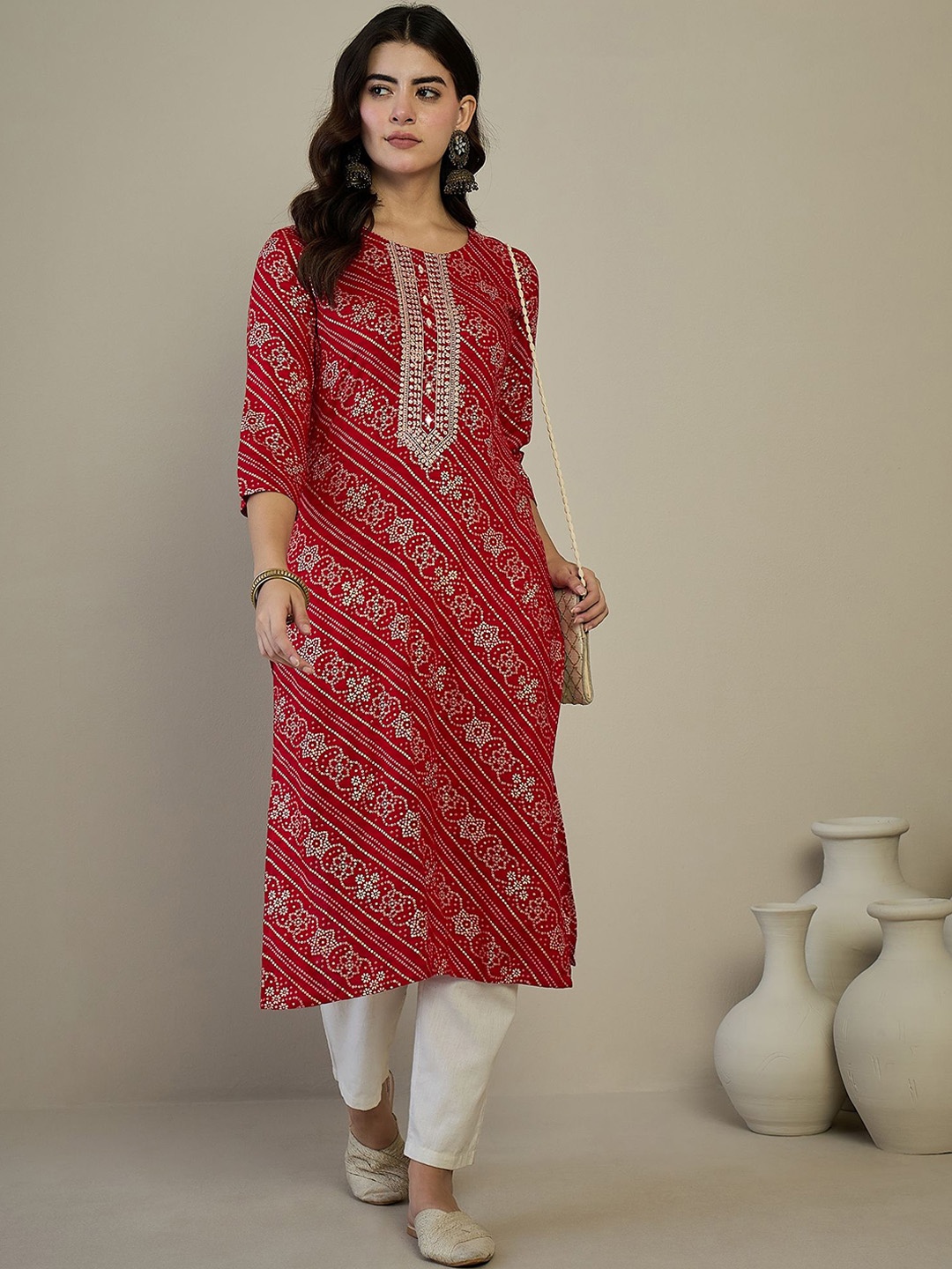 

Anouk Red & Gold-Toned Bandhani Printed Round Neck Straight Kurta