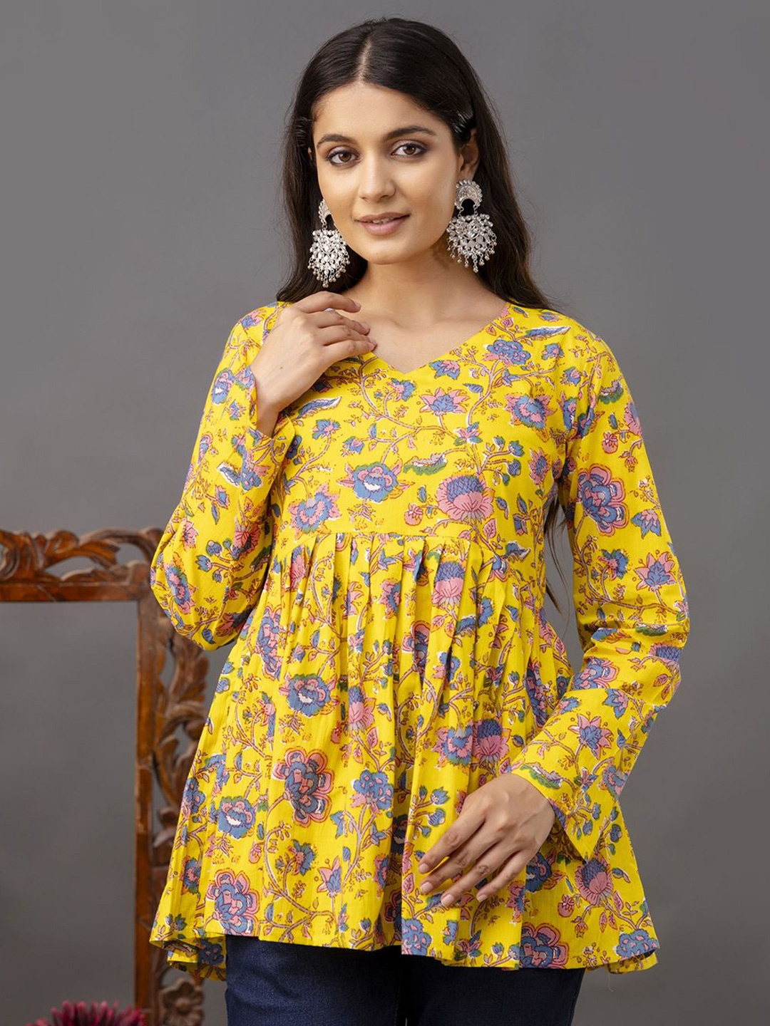 

NISHABD Women Floral Printed V-Neck Cotton Top, Yellow