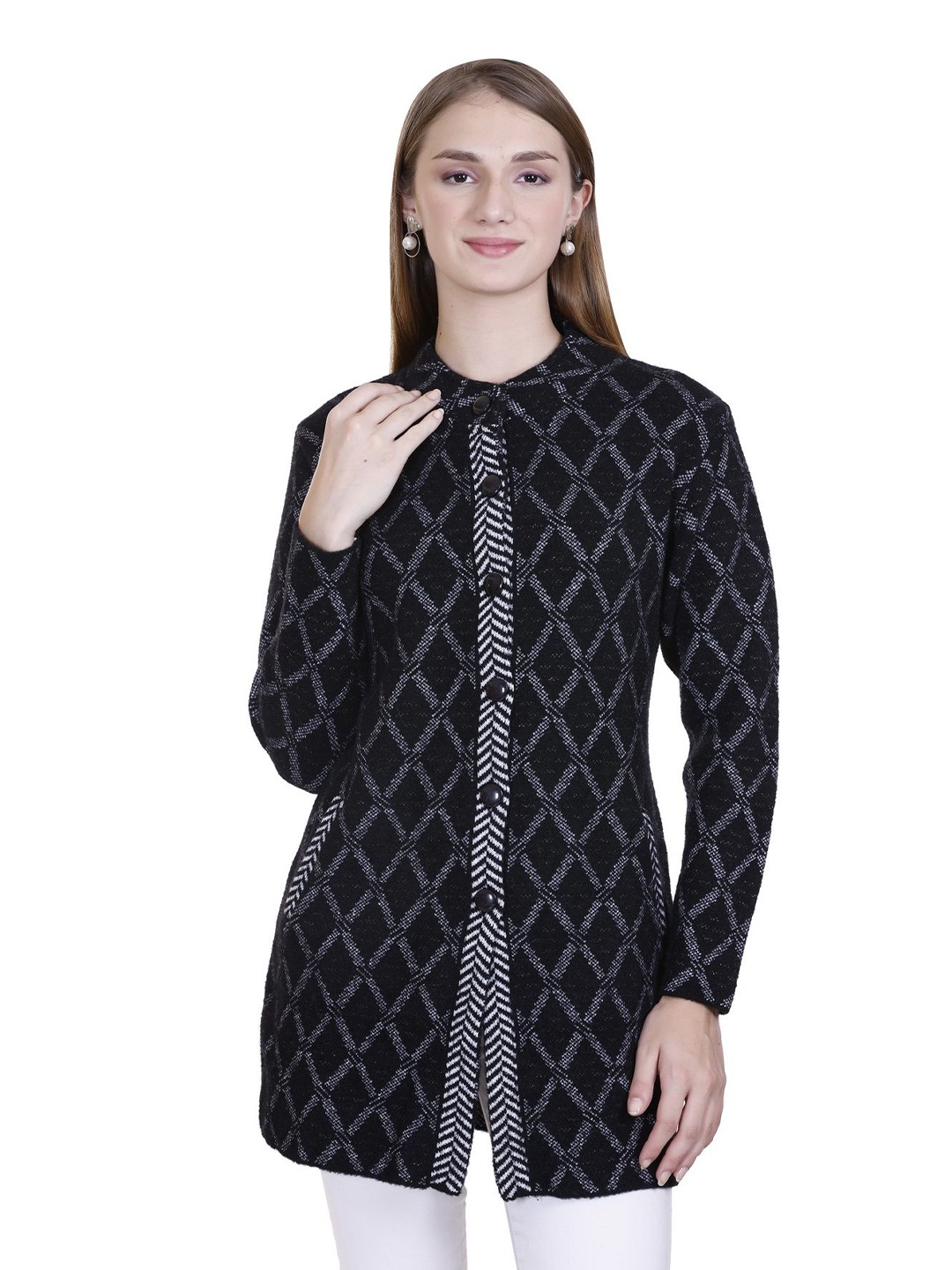 

SOSHAGUN OSWAL Women Printed Woollen Cardigan, Black