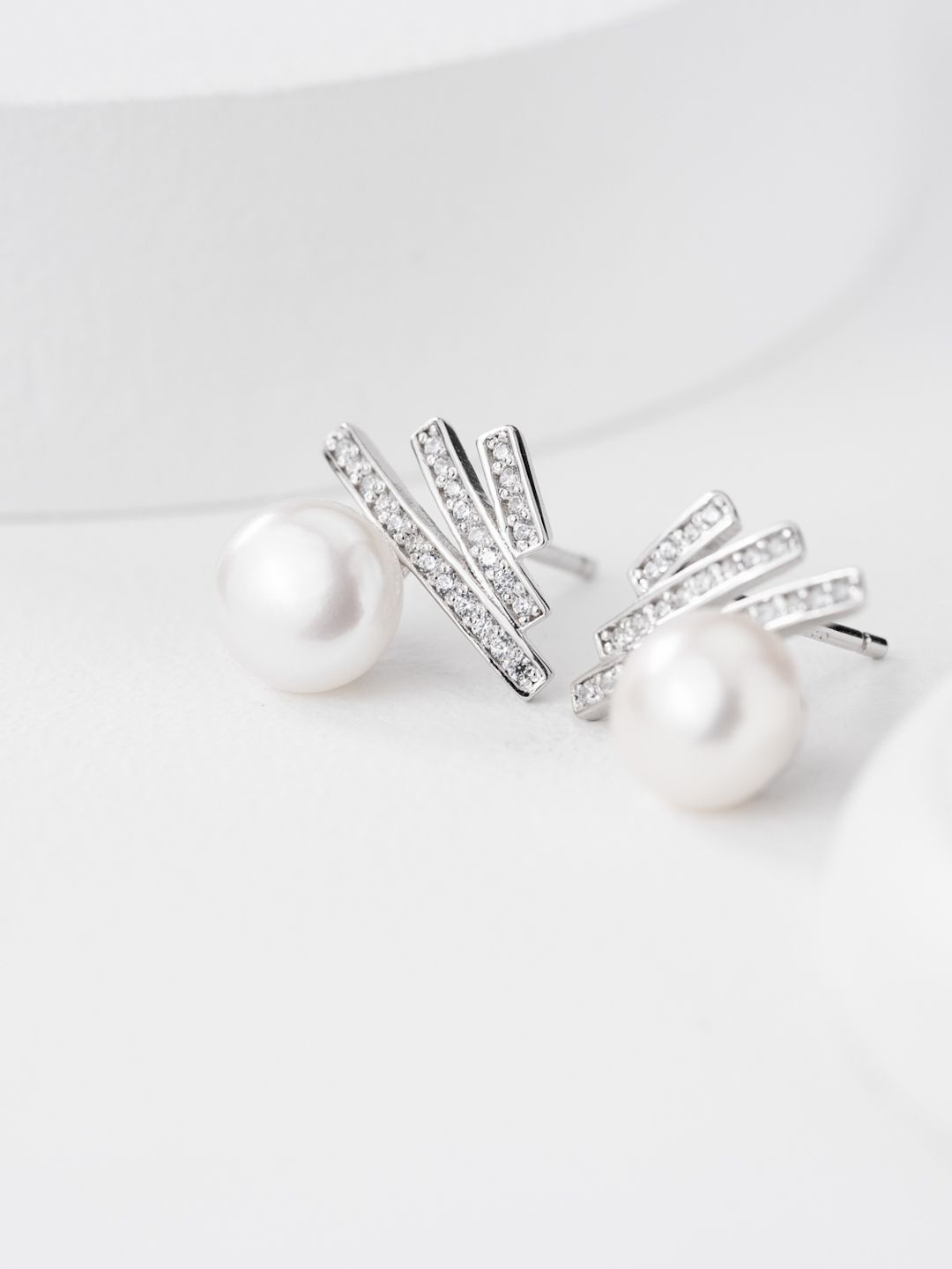 

MISS JO Contemporary Studs Earrings, Silver