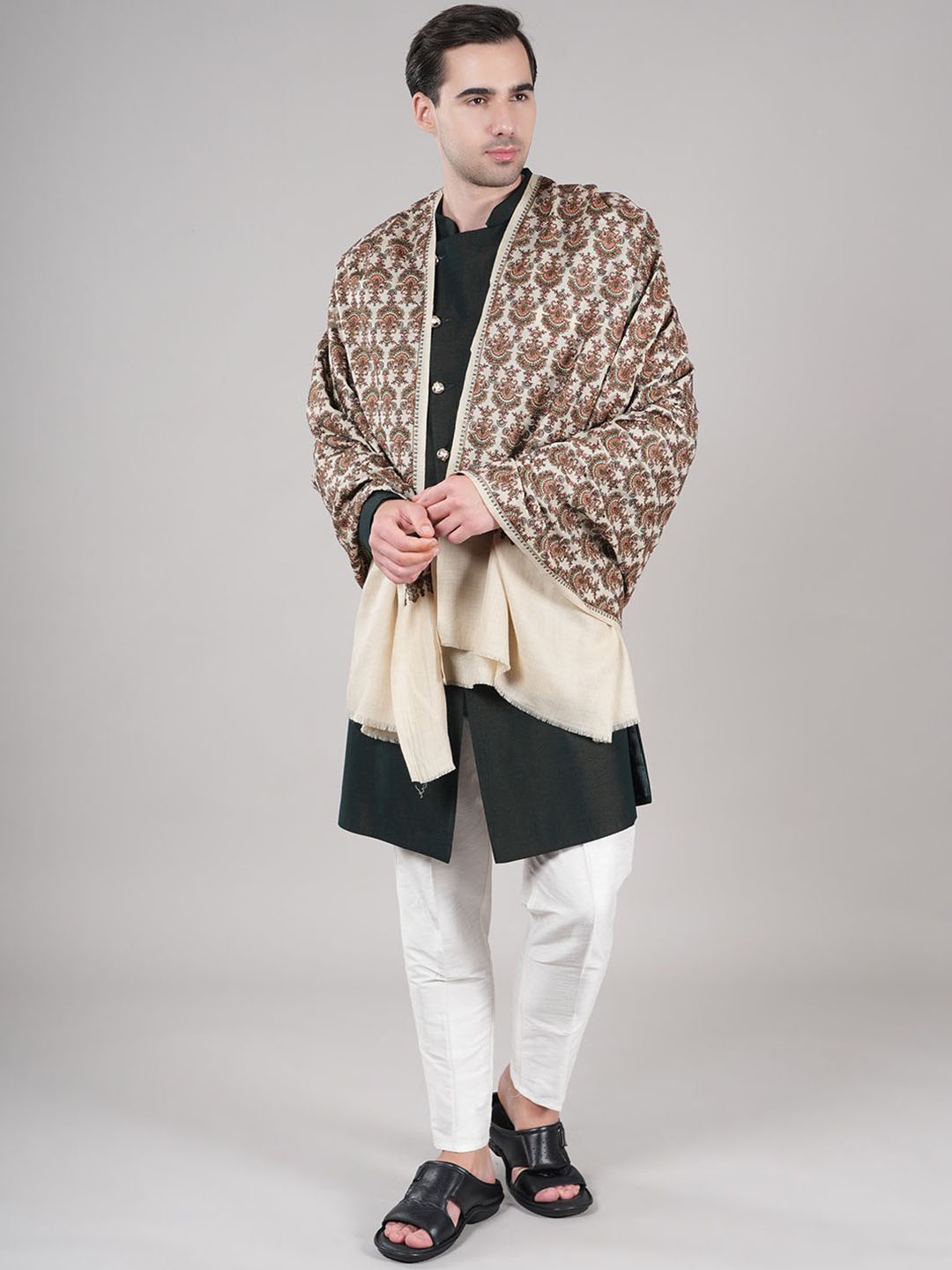 

MUFFLY Floral Printed Woollen Shawl, Beige