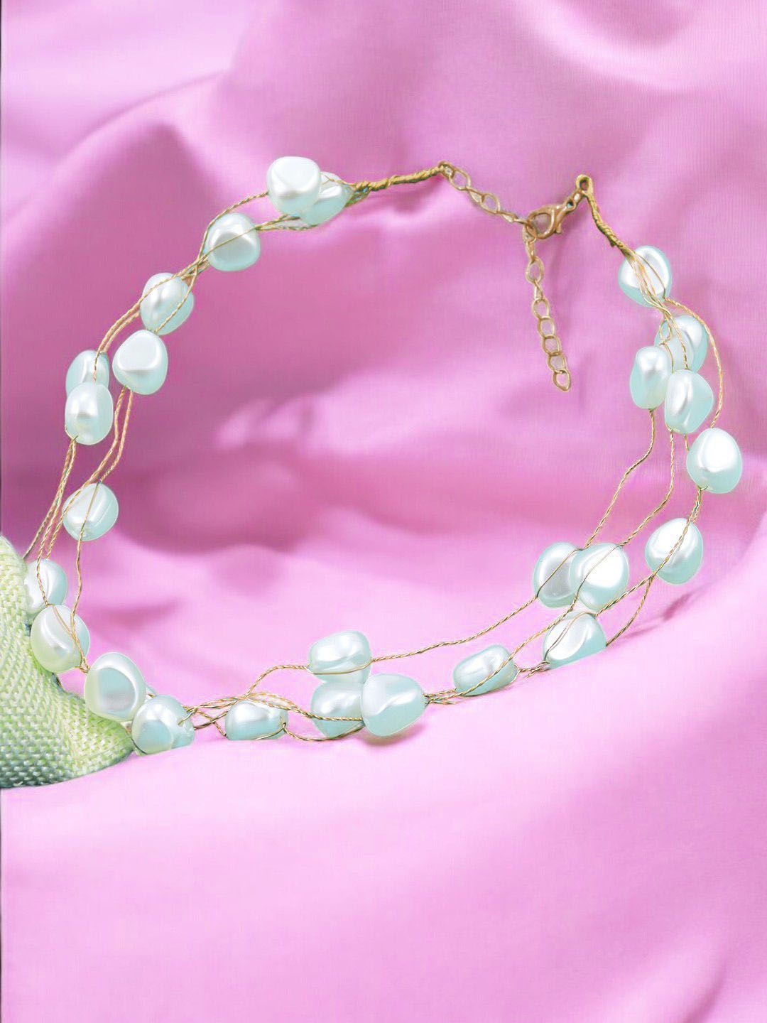 

Krelin Gold-Plated Pearls Beaded Necklace, White