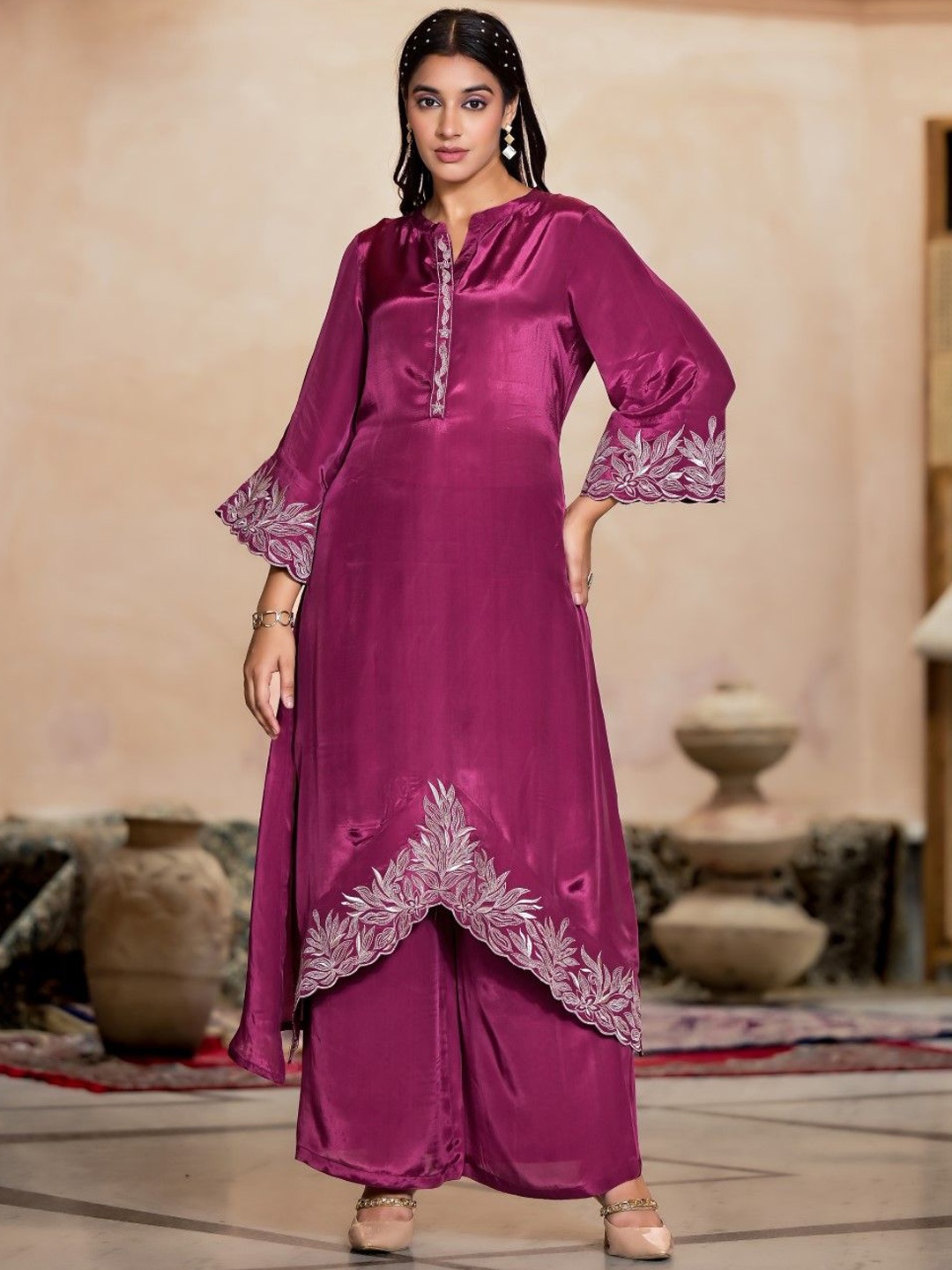 

AUTUMN LANE Women Floral Yoke Design Regular Thread Work Silk Crepe Kurta with Palazzos, Purple