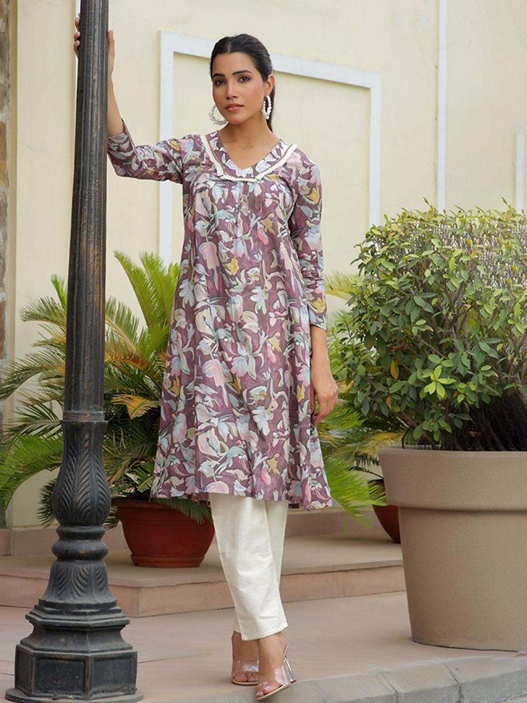 

VAASVA JAIPUR Floral Printed V-Neck Pure Cotton Casual Tunic & Trousers, Brown