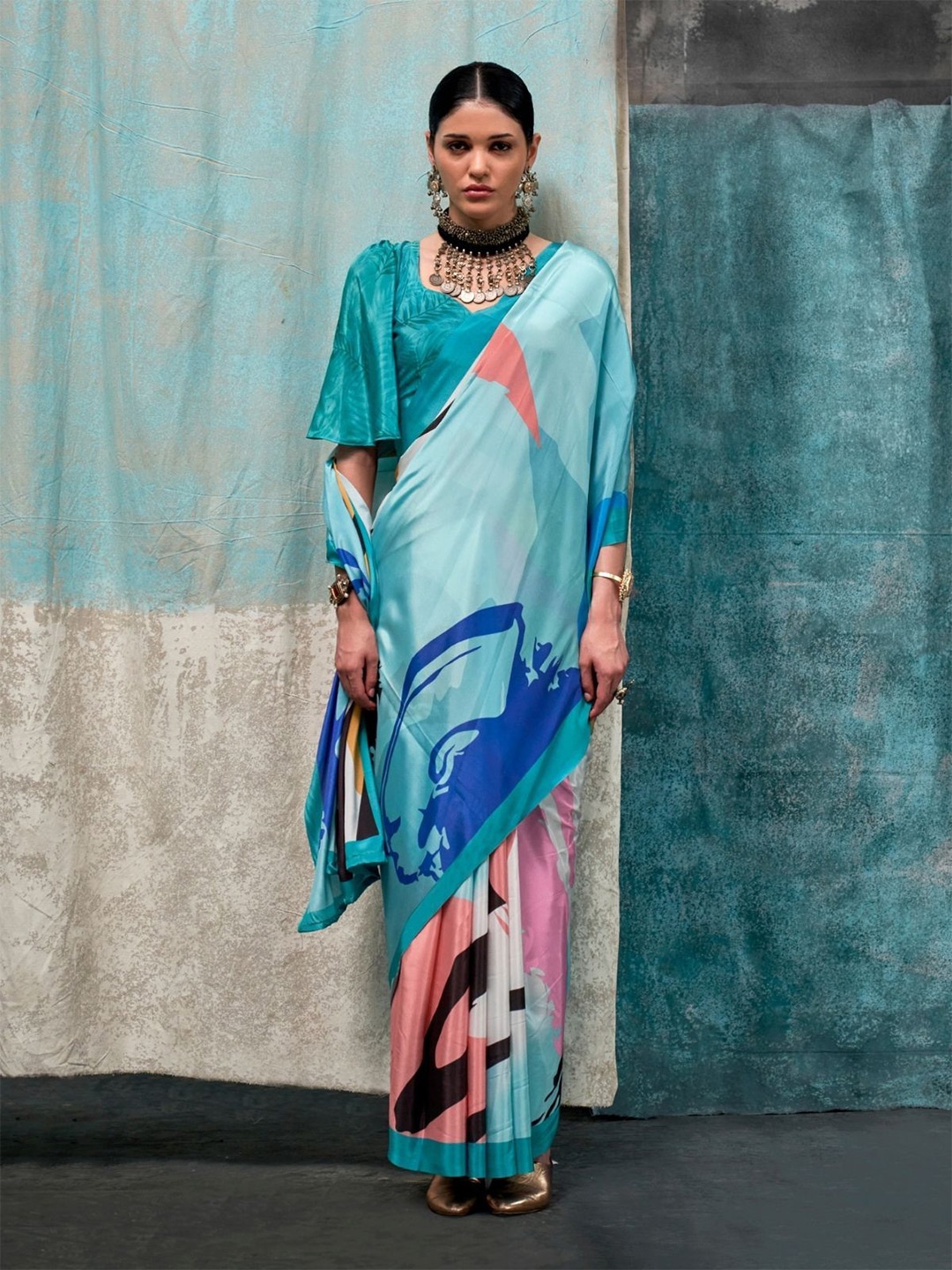 

ODETTE Abstract Printed Satin Saree With Blouse Piece, Sea green