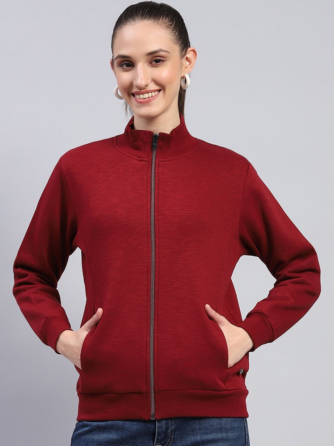 

Monte Carlo Women Solid Mock Collar Sweatshirt, Maroon