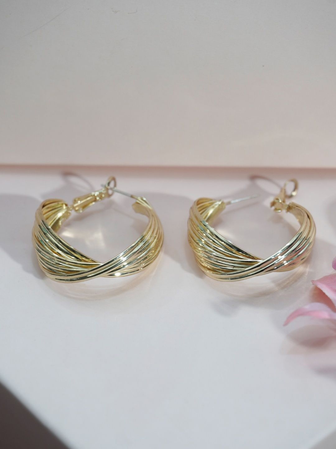 

Niscka Gold-Plated Contemporary Hoop Earrings