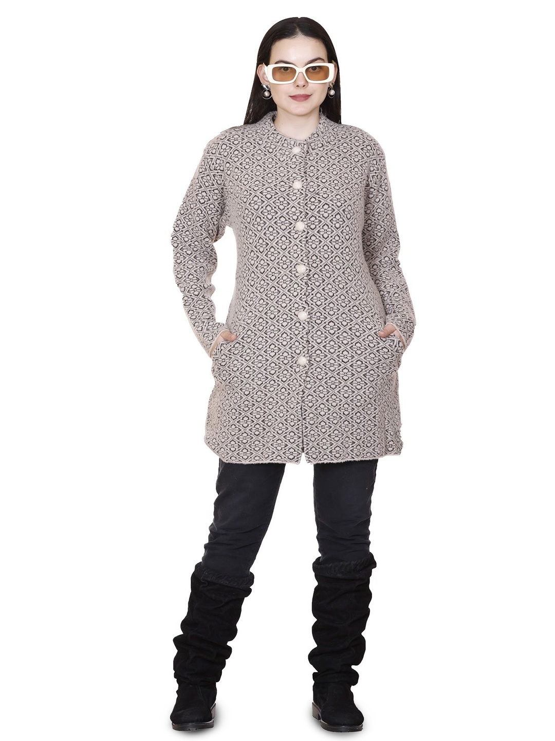 

SOSHAGUN OSWAL Women Woollen Cardigan, Beige