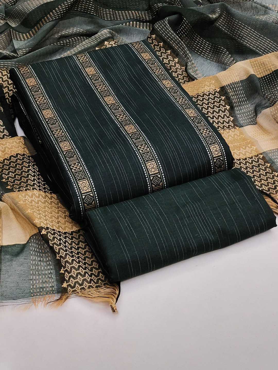 

Maroosh Woven Design Unstitched Dress Material, Green