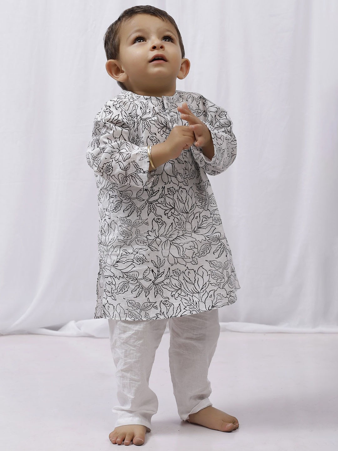 

TJORI Boys Floral Printed Pure Cotton Kurta with Pyjamas, White