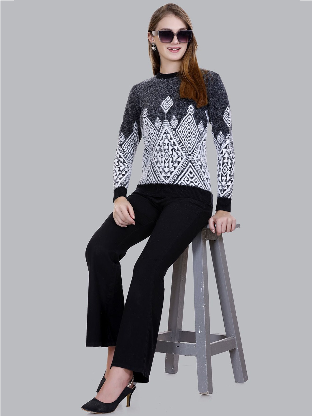 

SOSHAGUN OSWAL Women Ethnic Motifs Printed Woollen Pullover Sweater, Black