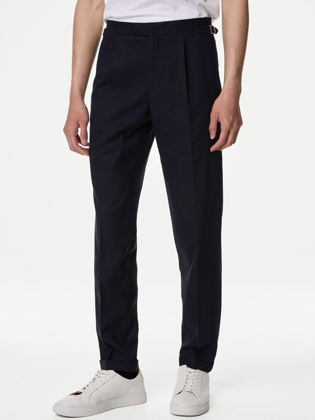 

Marks & Spencer Men Tailored Fit Twill Single Pleat Trouser, Navy blue