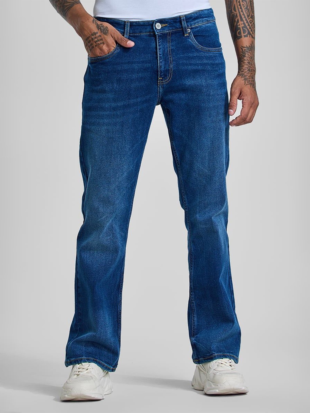 

Snitch Men Classic Bootcut Light Fade Stretchable Jeans, Blue