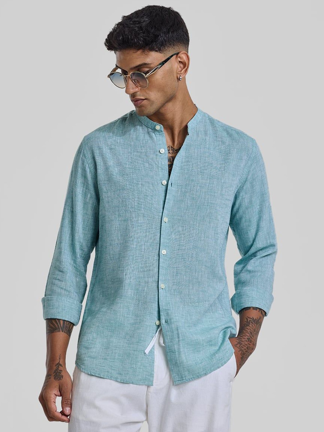 

Snitch Men Smart Band Collar Solid Linen Slim Fit Casual Shirt, Turquoise blue
