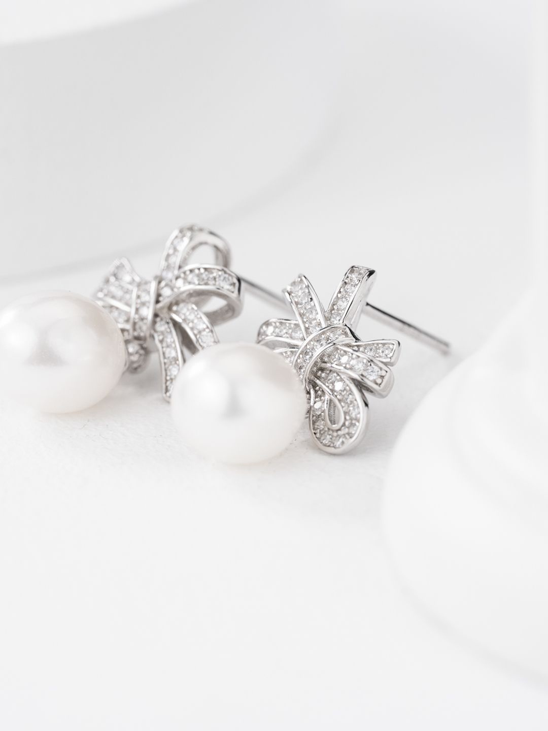 

MISS JO Contemporary Studs Earrings, Silver