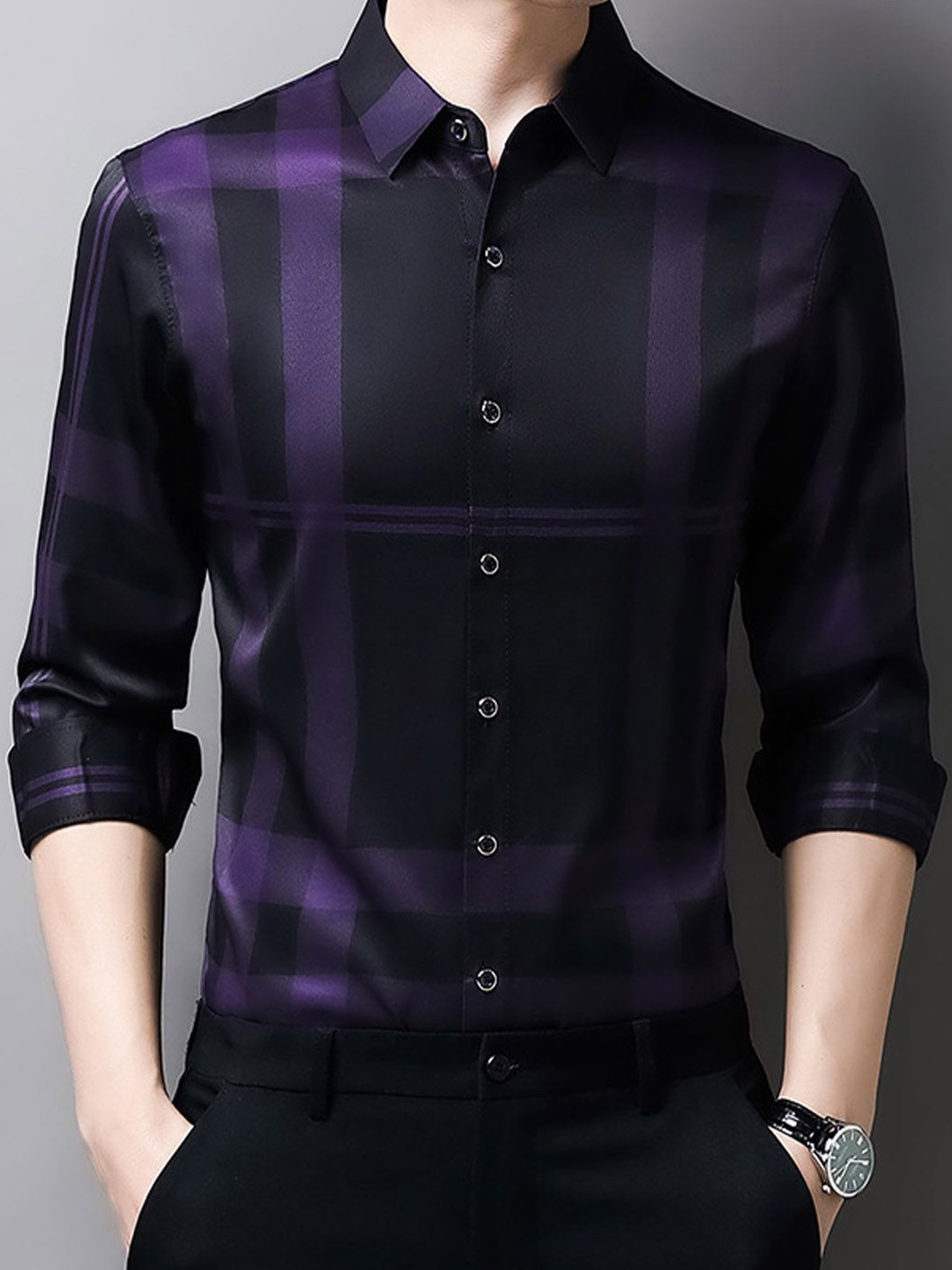 

StyleCast Men Spread Collar Checked Cotton Formal Shirt, Purple