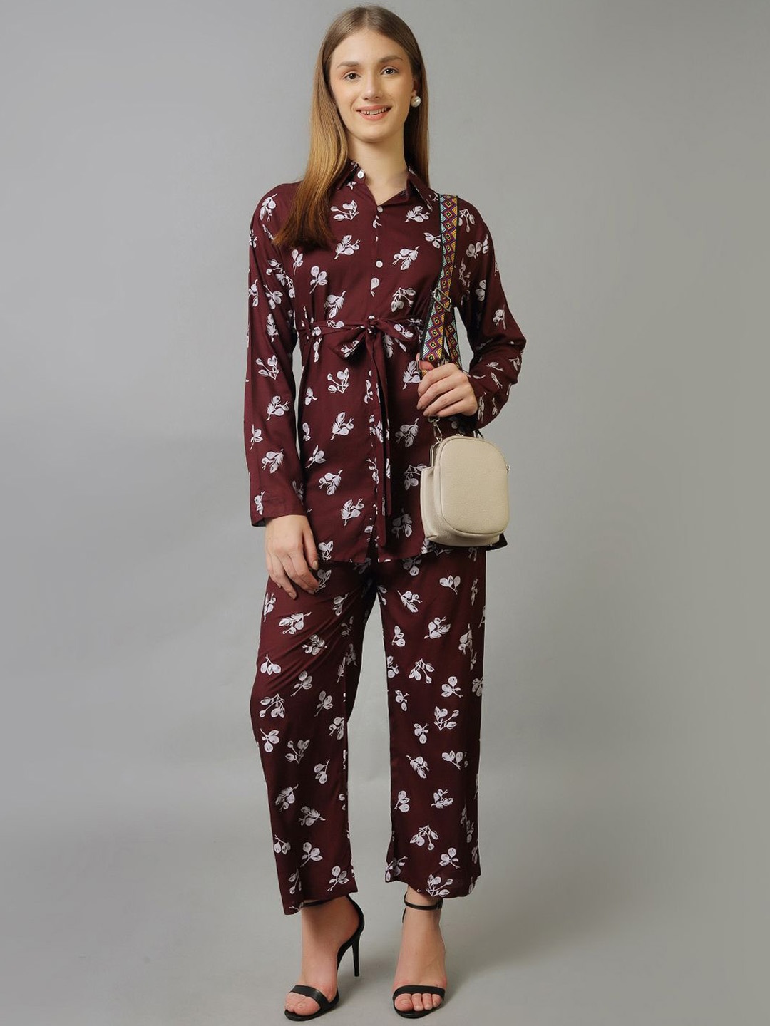 

Xivir Printed Shirt With Trousers Co-Ords, Maroon