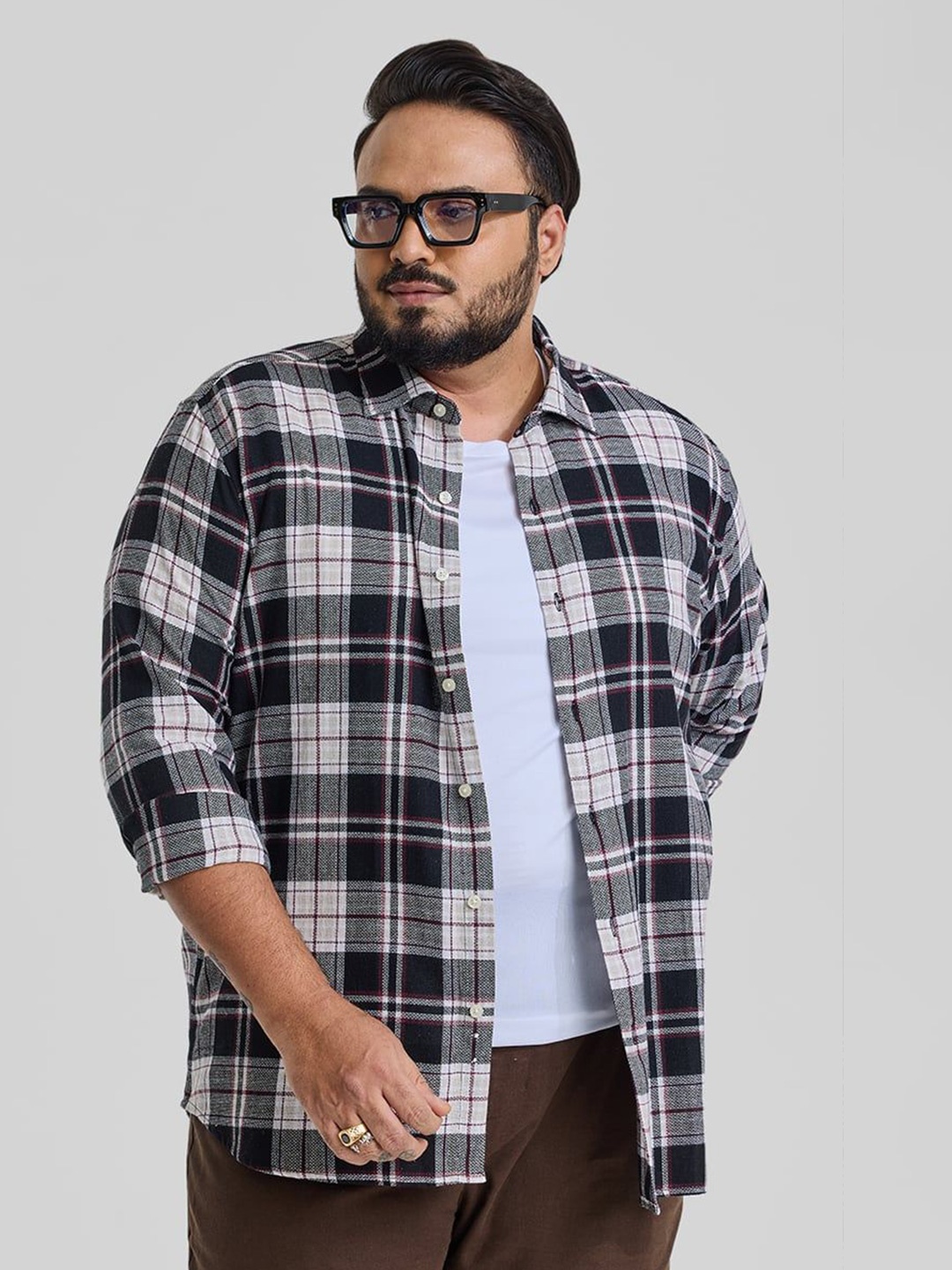 

Snitch Men Plus Size Classic Spread Collar Checked Cotton Casual Shirt, Black