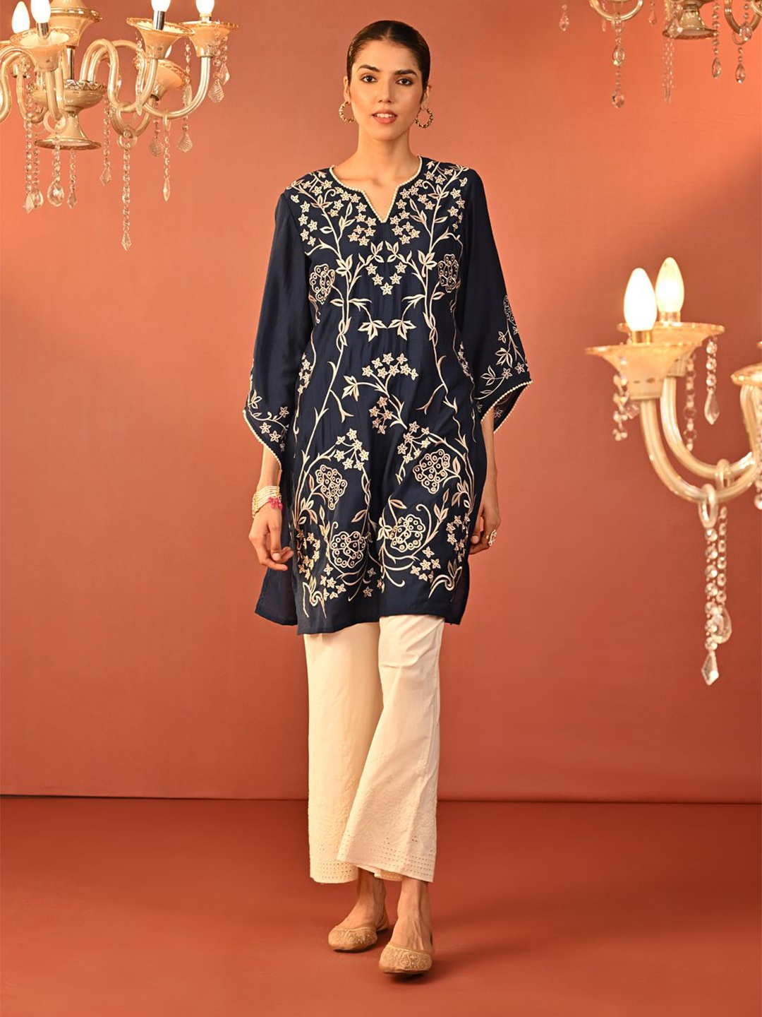 

Lakshita Women Floral Embroidered Thread Work Thread Work Kurti, Navy blue