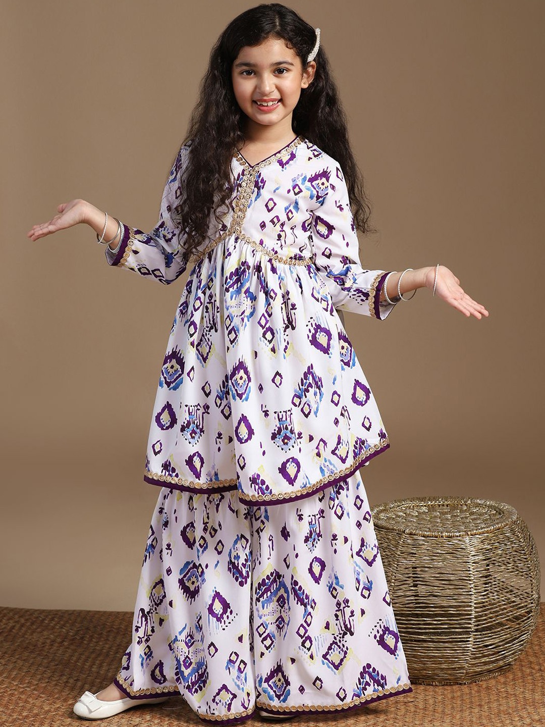 

FASHION DREAM Girls Ethnic Motifs Printed Empire A-Line Kurta With Sharara, White