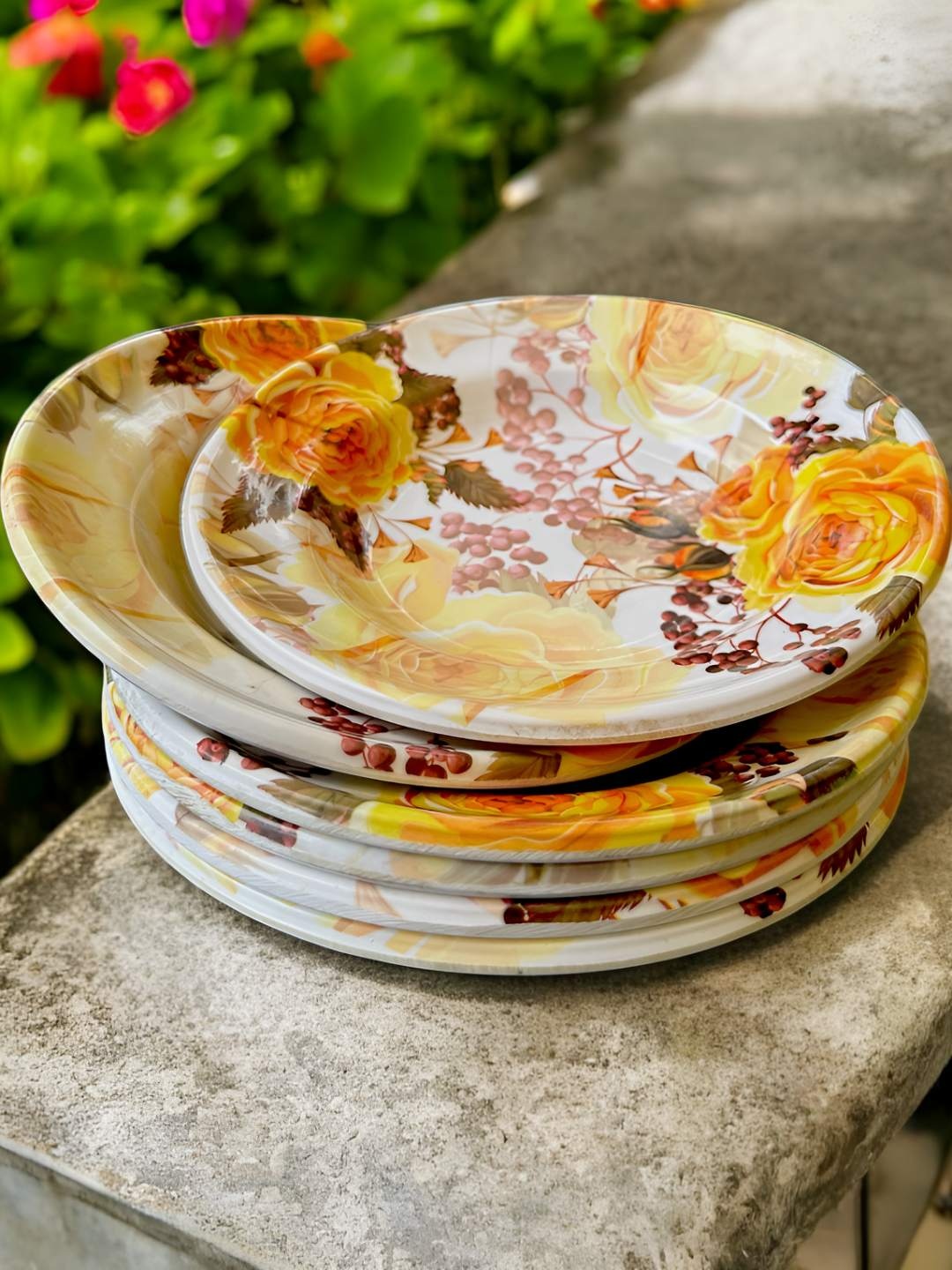 

Gallery99 Yellow 6 Pieces Floral Printed Melamine Glossy Plates