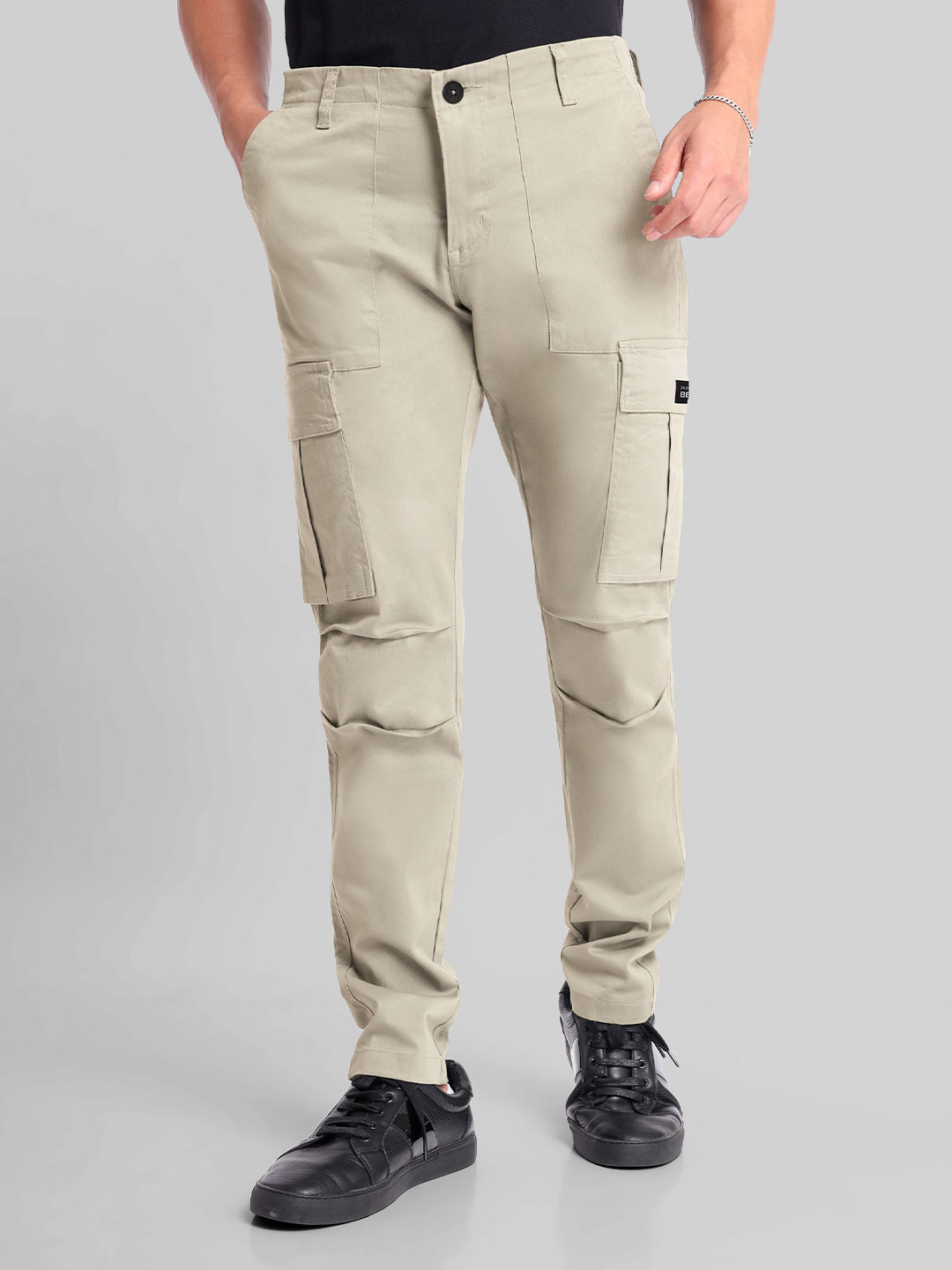 

Beyoung Men Cargos Trousers, Cream