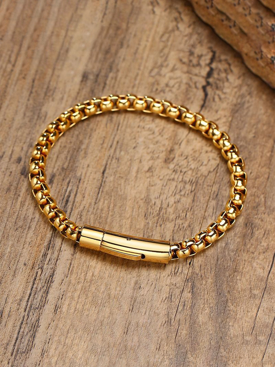 

VIEN Gold-Plated Stainless Steel Link Bracelet