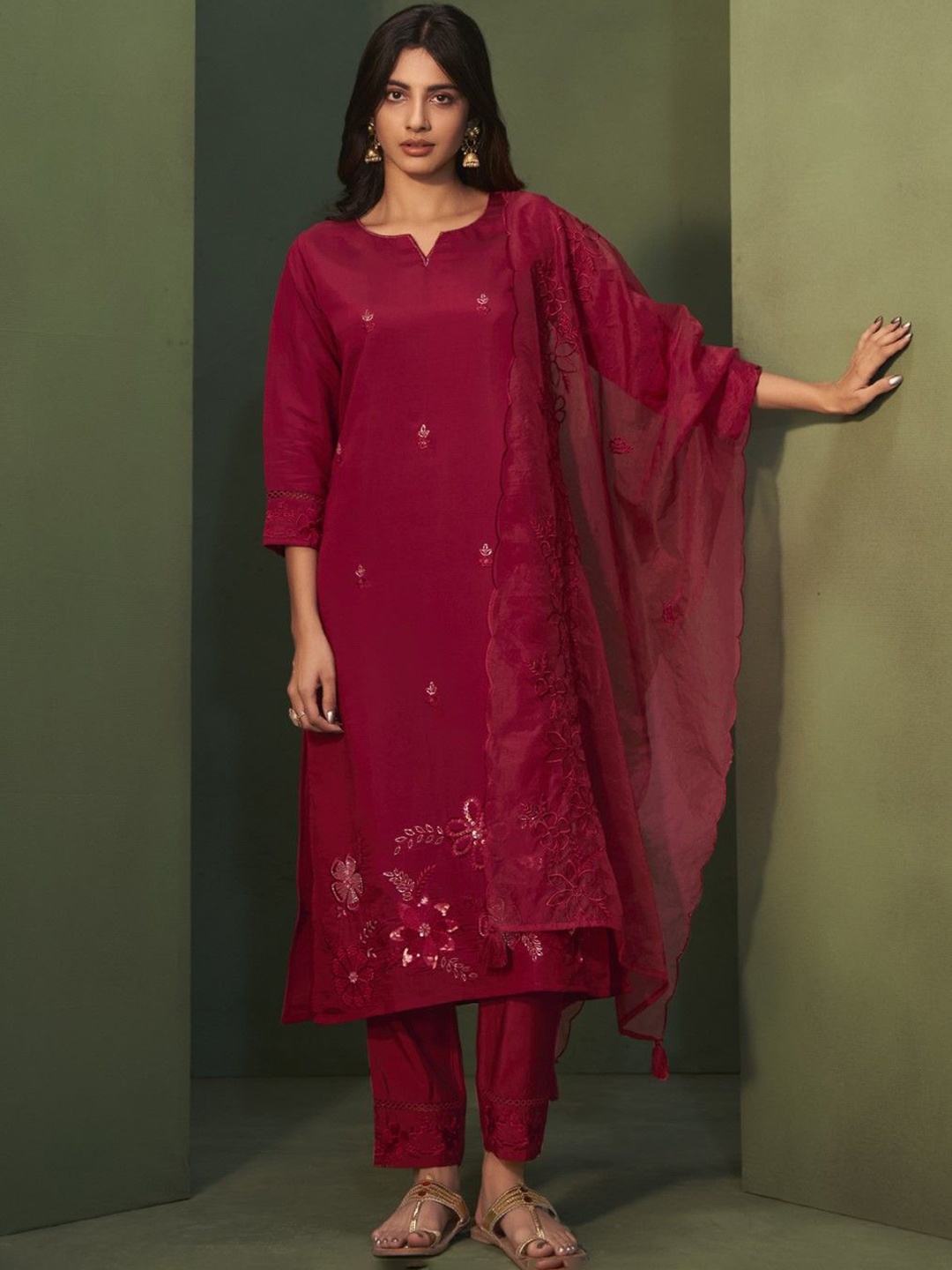 

AUTUMN LANE Floral Embroidered Regular Thread Work Straight Kurta with Trousers & Dupatta, Red