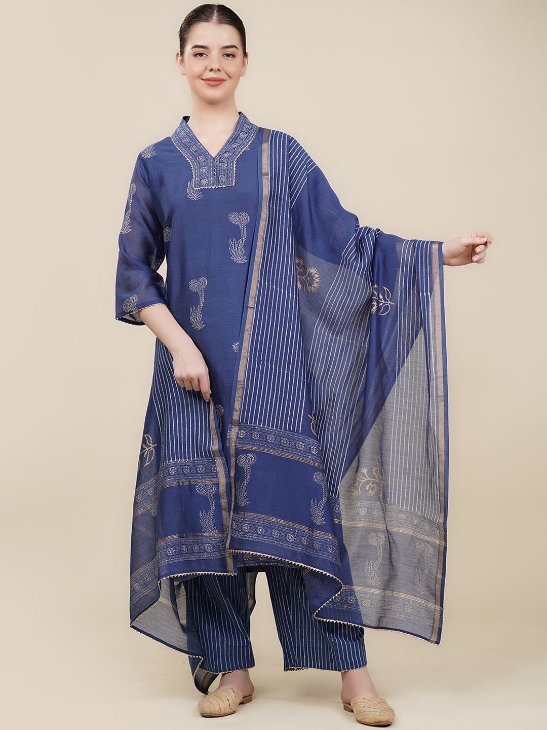 

House Of Dharaa Floral Printed Chanderi Cotton Straight Kurta with Trouser & Dupatta, Blue