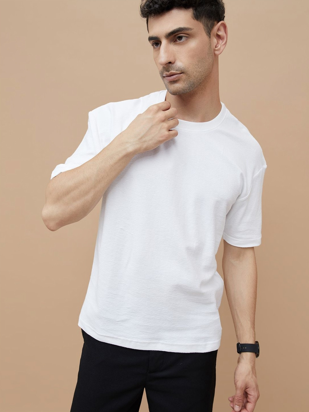 

CODE by Lifestyle Men Solid Round Neck Cotton Oversized T-shirt, White