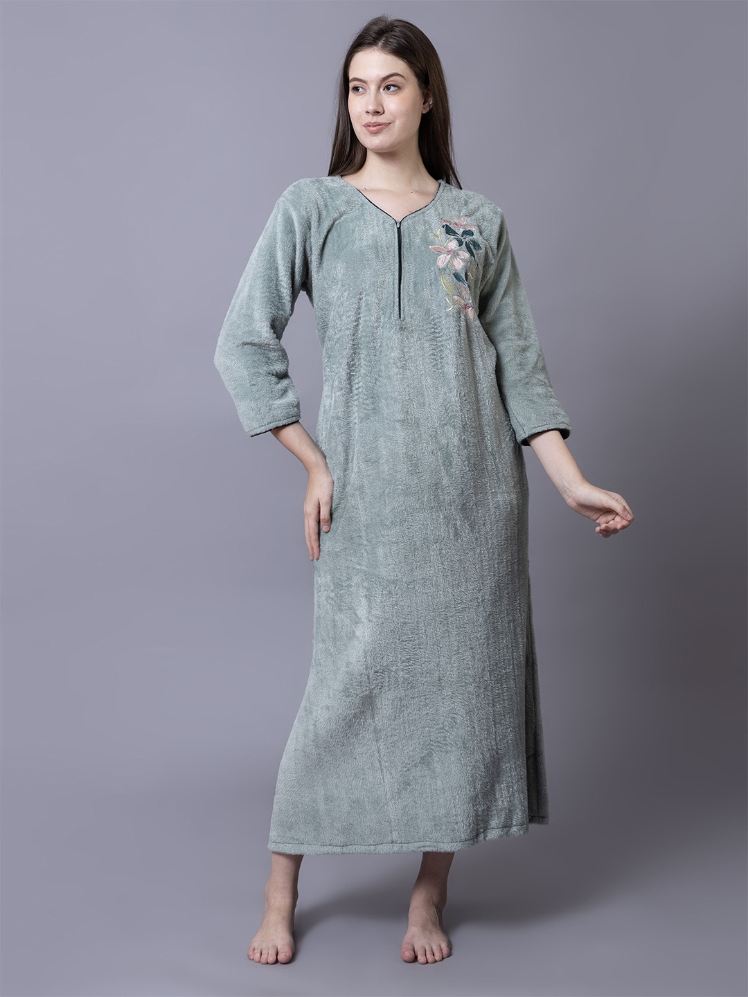 

AVYAY Women Woollen Embroidered Maxi Nightdress, Green