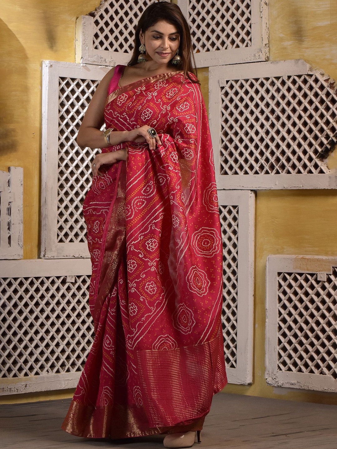 

sutra attire Bandhani Printed Zari Bandhani Saree, Pink