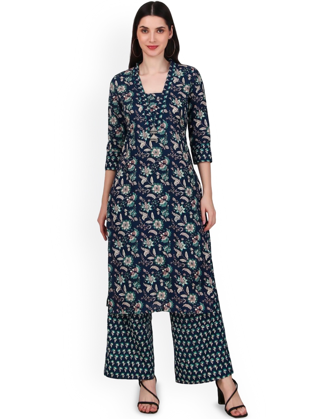 

Magnetism Floral Printed Square Neck Straight Kurta with Trousers, Navy blue