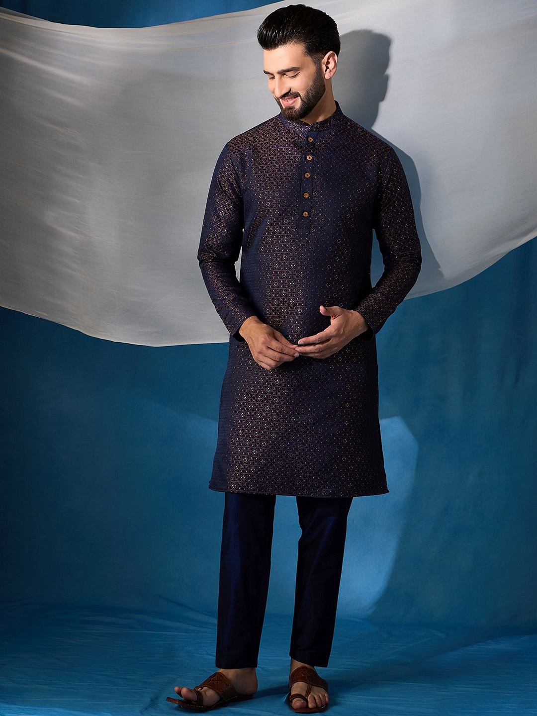 

Inddus Floral Embroidered Sequinned Jacquard Weave Stright Kurta With Trousers, Navy blue