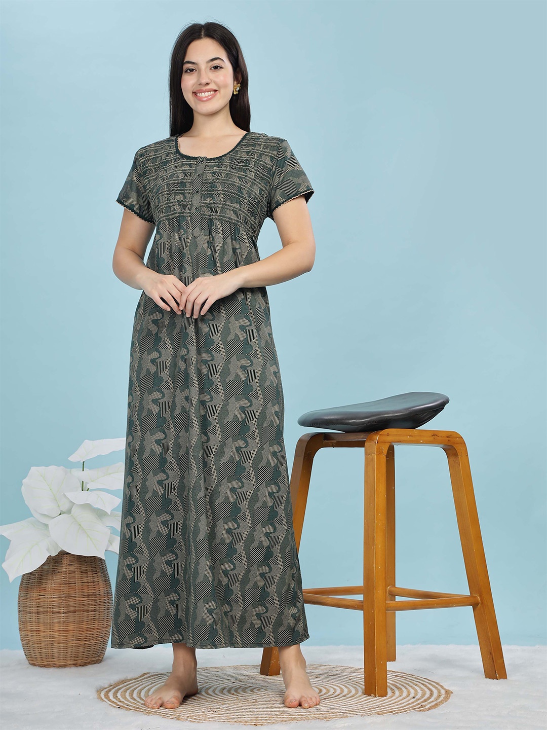 

9shines Label Women Floral Printed Maxi Nightdress, Green