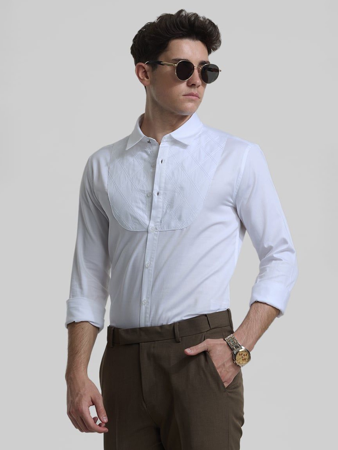 

Snitch Men Smart Cutaway Collar Solid Cotton Slim Fit Casual Shirt, White