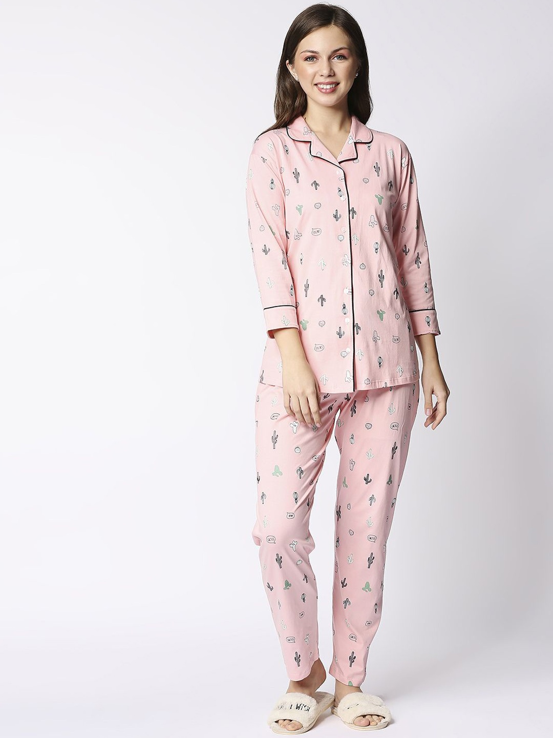 

I like me Women Pure Cotton Conversational Printed Night suit, Peach