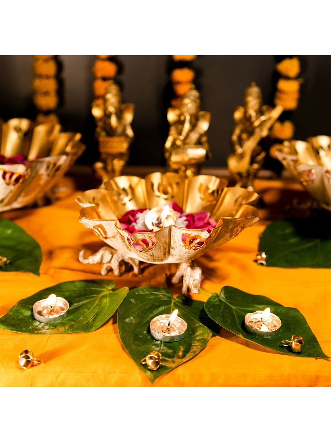 

ArteCasa Off-White & Blue 6 Pieces Glossy Ceramic Diwali Home Gift Sets