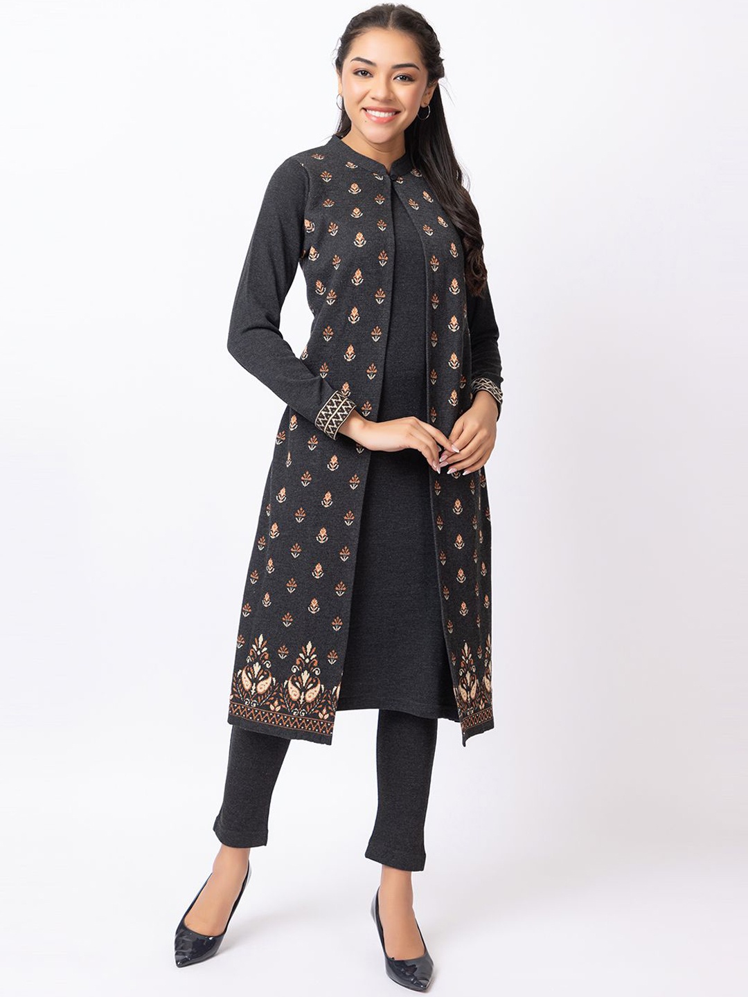 

KEIKO Floral Woven Design Mandarin Collar Straight Kurta with Trousers, Charcoal