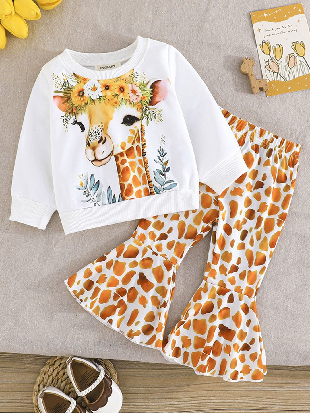 

INCLUD Girls Graphic Printed Sweatshirt With Trousers, White