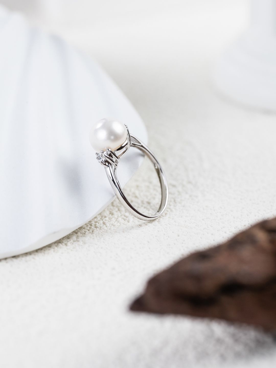 

MISS JO Rhodium-Plated Pearl-Studded Adjustable Finger Ring, Silver