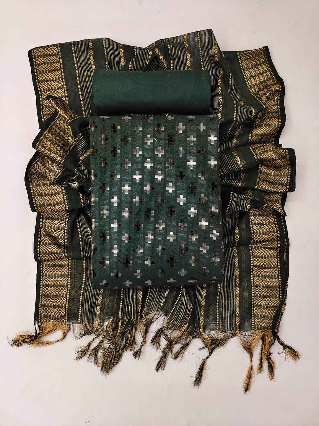 

Maroosh Ethnic Motifs Embellished Unstitched Dress Material, Green