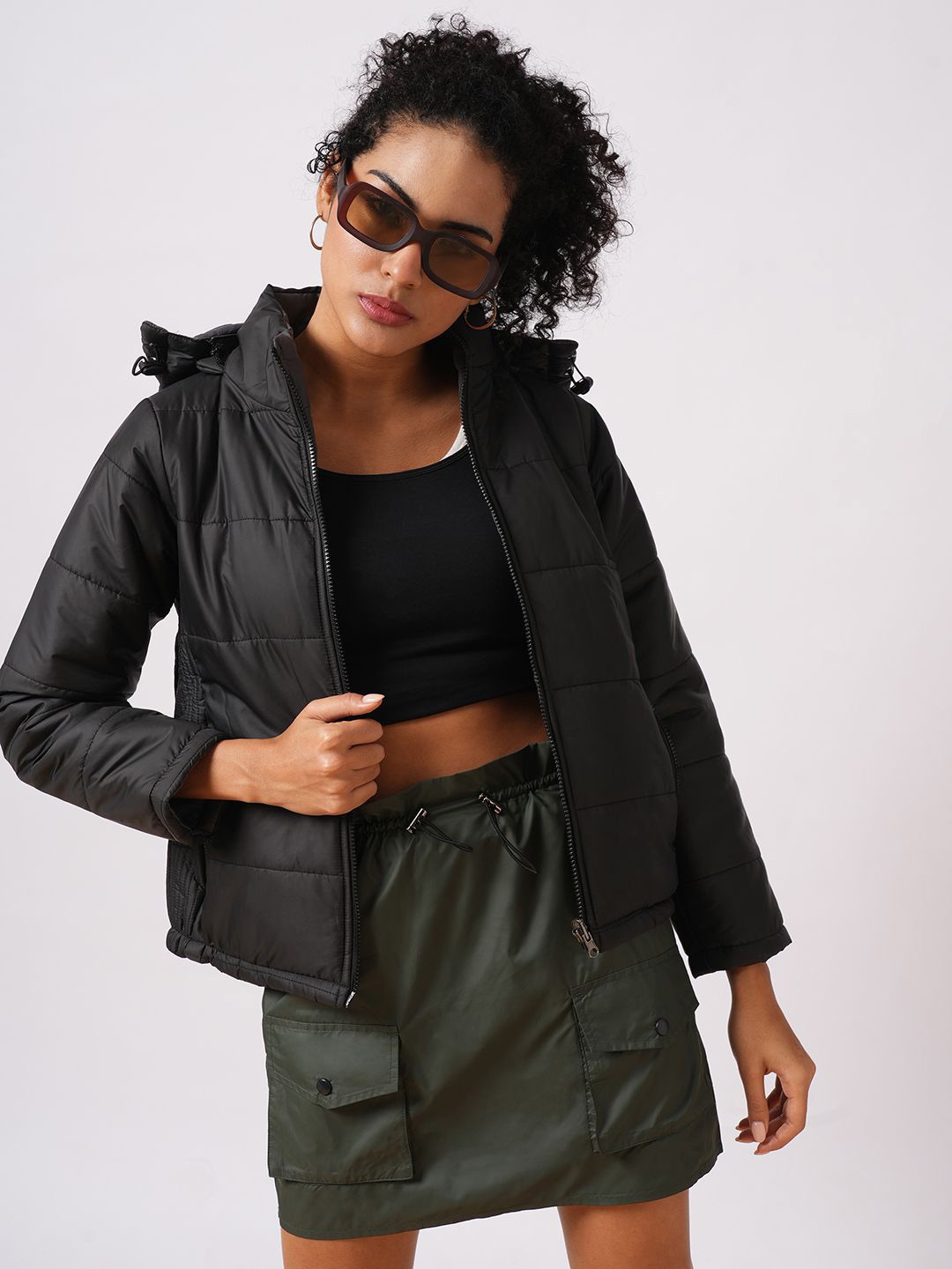 

Globus Women Hooded Solid Casual Puffer Reversible Jacket, Black
